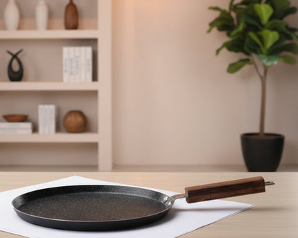 Nonstick Marble Coating Pizza Pan / Hot Plate 30 cm Wooden Handle By Cooknex