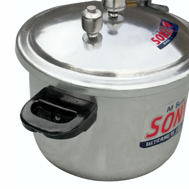 silver steel best quality Pressure Cooker at sale price ramadan deal from best pressure cooker brand cooknex